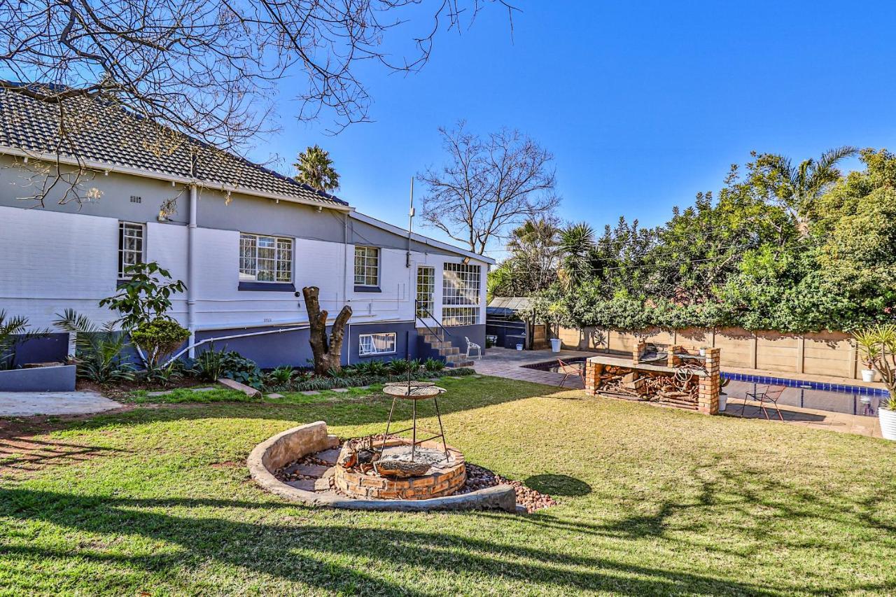 Sunbury Bed And Breakfast Johannesburg Esterno foto